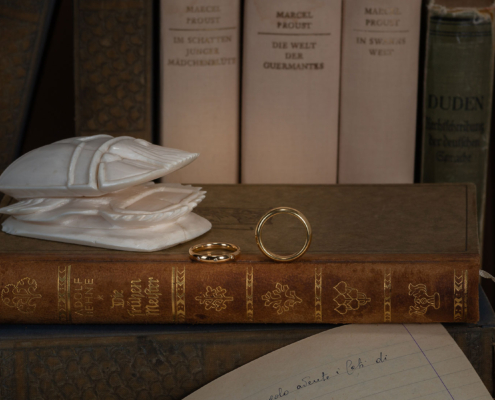 Trauringe in Roségold 750 Damenring mit naturfarbigen Brillanten